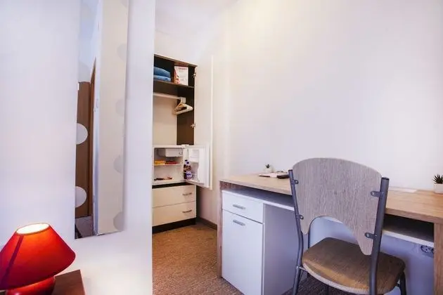 Tek Büyük Yataklı Oda