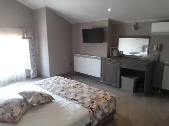 Tek Büyük Yataklı Oda