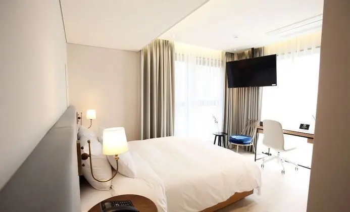 Süit (2 pax over extra fee KRW15000 on site)