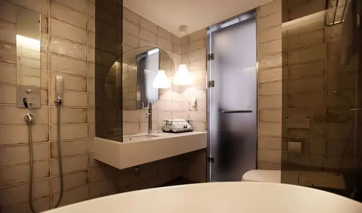 Süit (2 pax over extra fee KRW15000 on site)