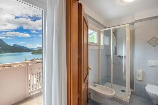 Standard Tek Büyük Yataklı Oda, Balkon, Göl Manzaralı