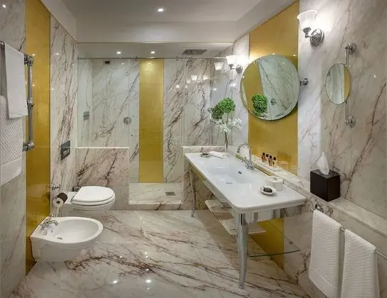 Junior Süit, Lagün Manzaralı