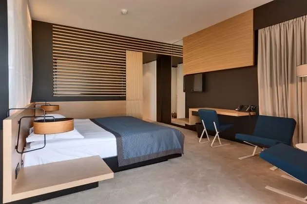 Premium Tek Büyük Yataklı Oda, Balkon