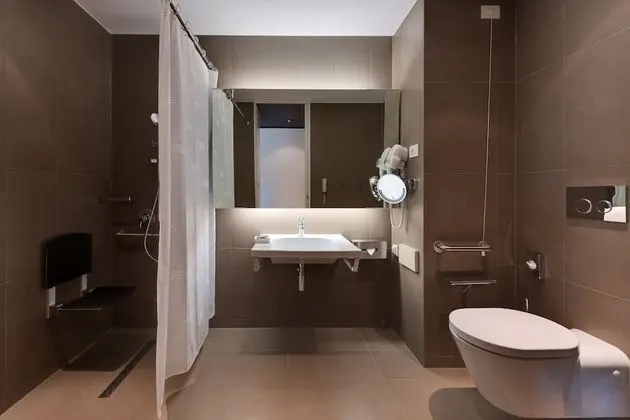 Premium Tek Büyük Yataklı Oda, Engellilere Uygun, Balkon