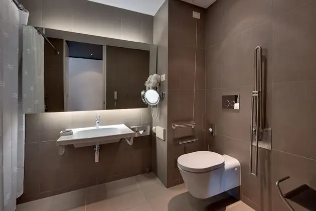 Premium Tek Büyük Yataklı Oda, Engellilere Uygun, Balkon