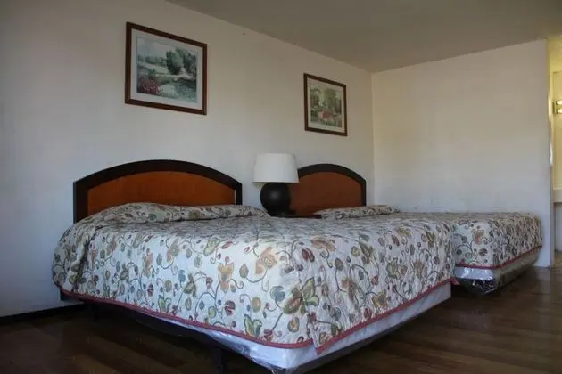 Oda, 2 Çift Kişilik Yatak