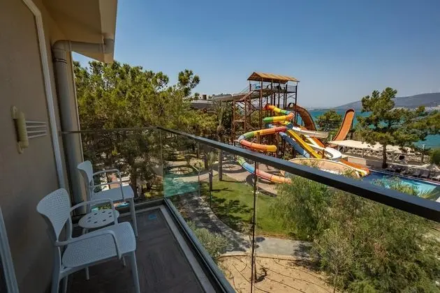 https://images.etstur.com/files/images/hotelImages/TR/214044/l/Long-Beach-Club-Nature-Oda-329360.jpg