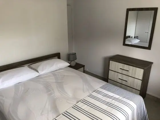 Apart Daire, 1 Yatak Odası, Teras, Havuz Manzaralı