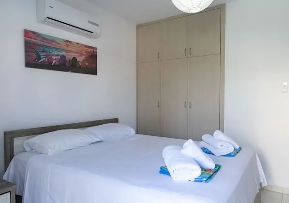 Apart Daire, 1 Yatak Odası, Veranda, Havuz Manzaralı
