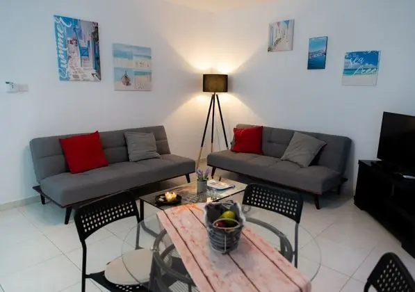 Apart Daire, 1 Yatak Odası, Veranda, Havuz Manzaralı