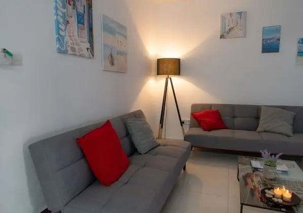 Apart Daire, 1 Yatak Odası, Veranda, Havuz Manzaralı