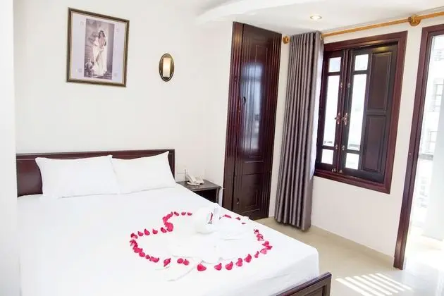 Deluxe Tek Büyük Yataklı Oda, 1 Yatak Odası, Balkon, Şehir Manzaralı