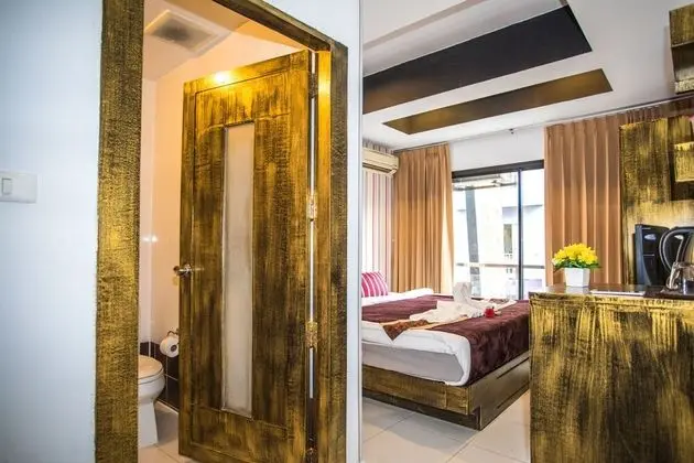 Deluxe Room with Balcony