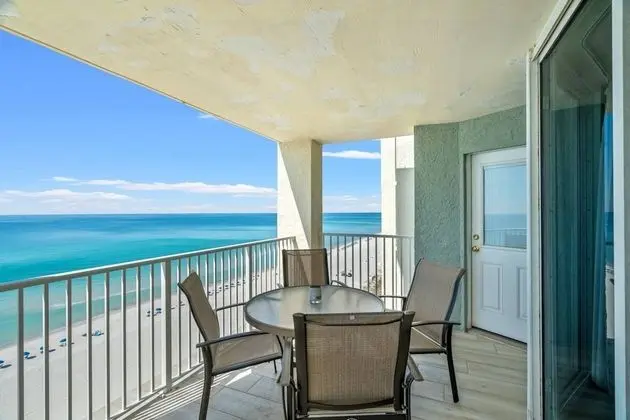 Daire (Long Beach Resort Tower 1 Unit 1303 ()