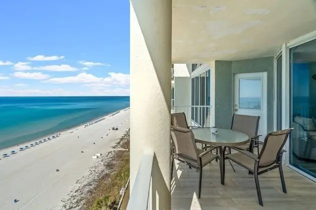 Daire (Long Beach Resort Tower 1 Unit 1303 ()