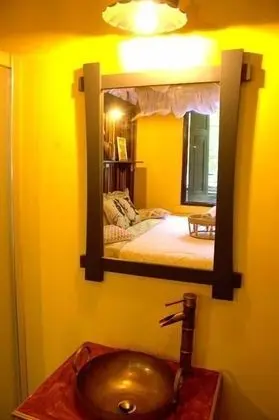 Tek Büyük Yataklı Oda (Private Shower)
