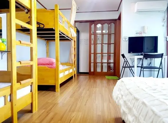 Ortak Ranzalı Oda, Sadece kadınlar için (5 people)