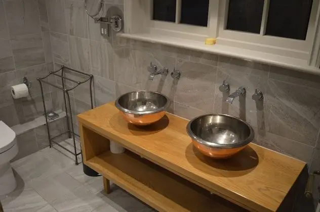 Süit, Banyolu/Duşlu