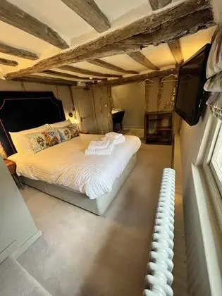 Tek Büyük Yataklı Oda, Banyolu/Duşlu