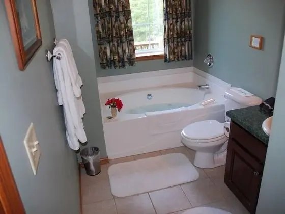 Superior Tek Büyük Yataklı Oda, Banyolu/Duşlu (Quinn Mountain Suite)