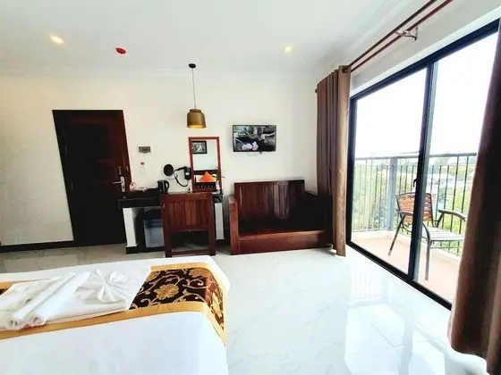 Deluxe Tek Büyük Yataklı Oda, Balkon