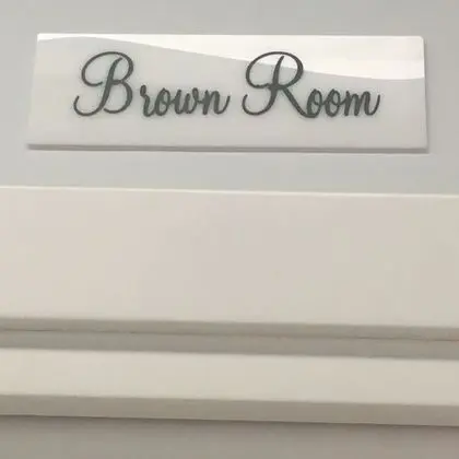 Deluxe Tek Büyük Yataklı Oda (Brown Room)