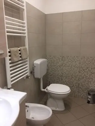 Deluxe Tek Büyük Yataklı Oda (Brown Room)