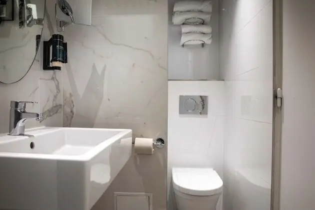 Deluxe Üç Kişilik Oda