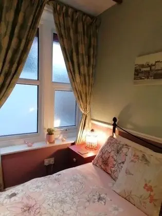 Tek Büyük Yataklı Oda, Banyolu/Duşlu