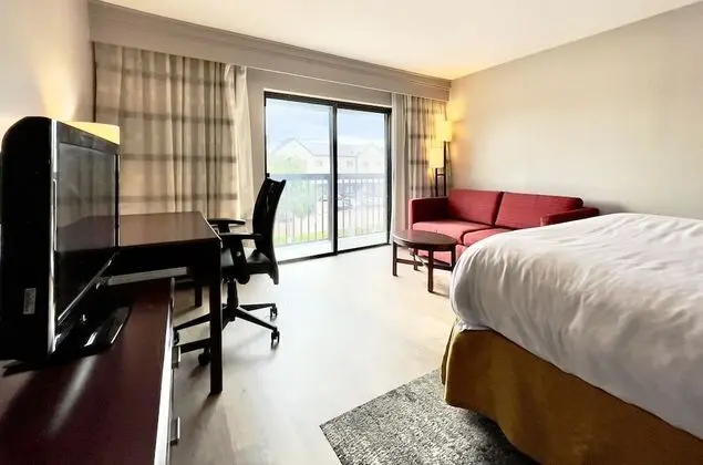 Premium Oda, 2 Büyük (Queen) Boy Yatak, Sigara İçilmez, Balkon