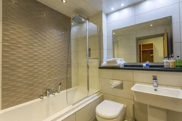 Deluxe Tek Büyük veya İki Ayrı Yataklı Oda, 1 Yatak Odası