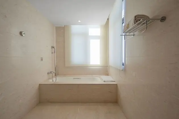 Luxury Tek Büyük Yataklı Oda