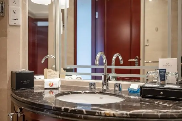 Luxury Tek Büyük Yataklı Oda