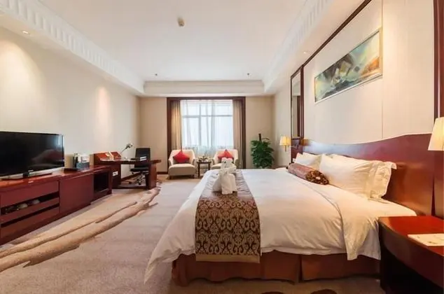 Luxury Tek Büyük Yataklı Oda