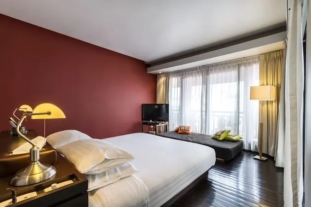 Deluxe Tek Büyük Yataklı Oda, Kanal Manzaralı