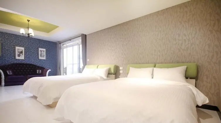 Deluxe Dört Kişilik Oda (101)