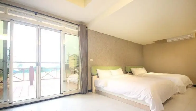 Deluxe Dört Kişilik Oda (101)