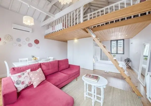 Stüdyo, Bahçe Manzaralı