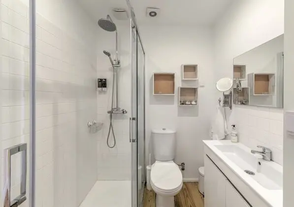 Stüdyo, Bahçe Manzaralı