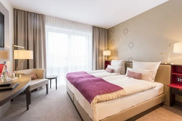 Comfort Tek Büyük veya İki Ayrı Yataklı Oda, Anti Alerjik, Şehir Manzaralı