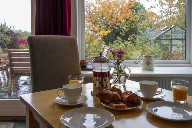 Luxury Ev, Banyolu/Duşlu, Dağ Manzaralı (The Lookout Keswick)