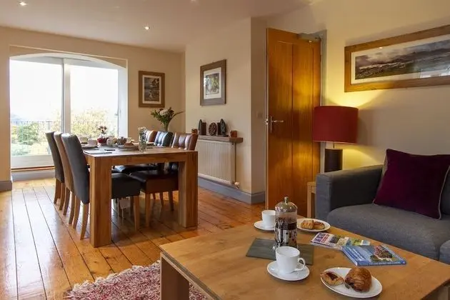 Luxury Ev, Banyolu/Duşlu, Dağ Manzaralı (The Lookout Keswick)