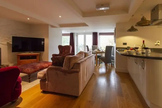 Luxury Ev, Banyolu/Duşlu, Dağ Manzaralı (The Lookout Keswick)