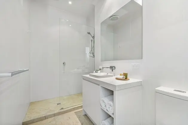 2 Bedroom Deluxe Apartment, Garden View
