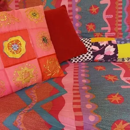 Traditional Ortak Ranzalı Oda