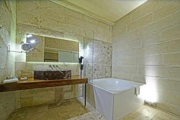 Deluxe Jakuzili Suite,    , Jakuzili
