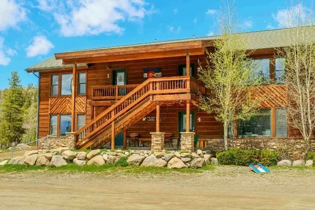 Loose Moose Lodge - Cabin 3