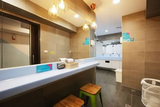 Standard Ortak Ranzalı Oda, Karma Ranzalı Oda, Sigara İçilmez, Ortak Banyo