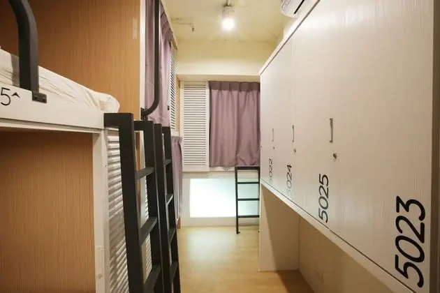 Standard Ortak Ranzalı Oda, Sadece kadınlar için, Sigara İçilmez, Ortak Banyo