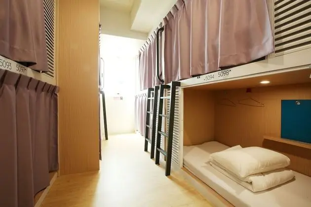 Standard Ortak Ranzalı Oda, Sadece kadınlar için, Sigara İçilmez, Ortak Banyo